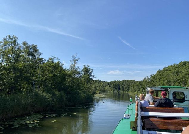 Woblitzrundfahrt Fahrgastschiff Möwe Lychen, Foto: Alena Lampe