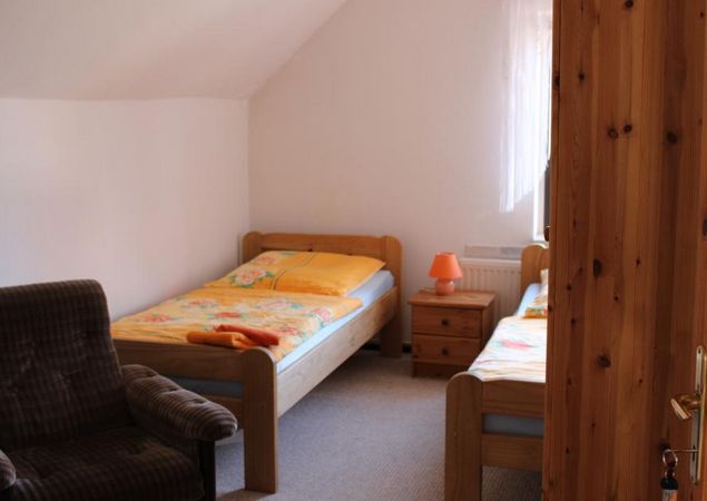 Zimmervermietung Stresemann - Schlafzimmer, Foto: Robert Stresemann Zimmervermietung Stresemann - Schlafzimmer, Foto: Robert Stresemann