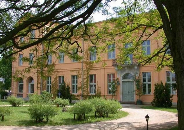 Außenansicht, Foto: Schloss Ziethen, Foto: Schloss Ziethen, Lizenz: Schloss Ziethen Außenansicht, Foto: Schloss Ziethen, Foto: Schloss Ziethen, Lizenz: Schloss Ziethen