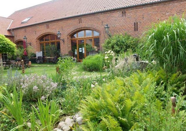 Künstlerhof Roofensee Restaurant & Kaffee, Foto: S. Dietrich, Lizenz: S. Dietrich Künstlerhof Roofensee Restaurant & Kaffee, Foto: S. Dietrich, Lizenz: S. Dietrich