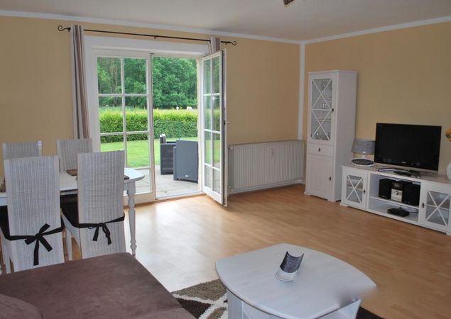 Ferienwohnungen Gut Fürstenberg - Wohnzimmer, Foto: Fam. Pohle, Lizenz: Fam. Pohle Ferienwohnungen Gut Fürstenberg - Wohnzimmer, Foto: Fam. Pohle, Lizenz: Fam. Pohle