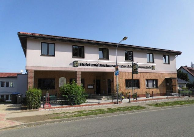 Außenansicht vorn - Hotel zur alten Bornmühle, Foto: Andreas Schiller Außenansicht vorn - Hotel zur alten Bornmühle, Foto: Andreas Schiller