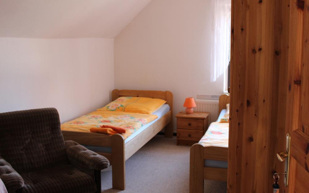 Zimmervermietung Stresemann - Schlafzimmer, Foto: Robert Stresemann Zimmervermietung Stresemann - Schlafzimmer, Foto: Robert Stresemann