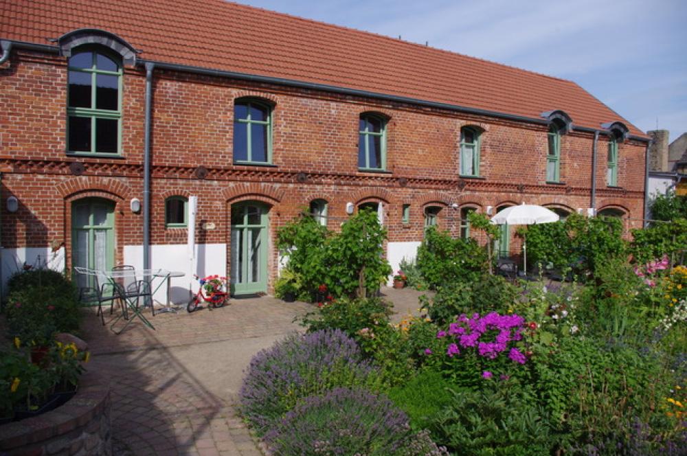 Ferienhof Menz, Innenhof, Foto: R. Lück-Lindwurm, Lizenz: R. Lück-Lindwurm