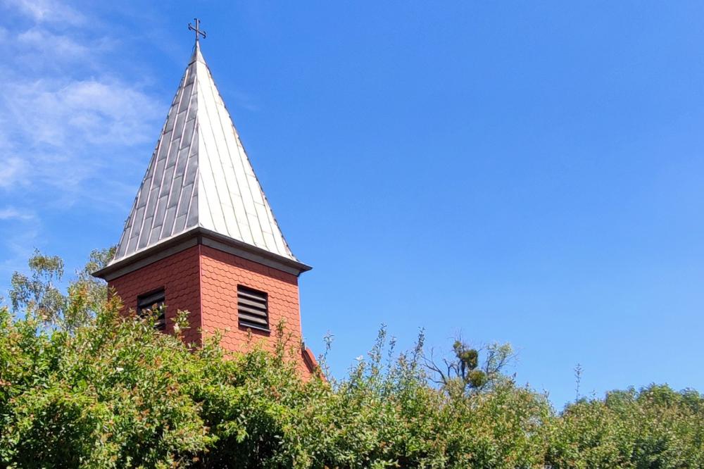 Kirche Außenansicht, Foto: Anke Treichel, Lizenz: REGiO-Nord mbH Kirche Außenansicht, Foto: Anke Treichel, Lizenz: REGiO-Nord mbH