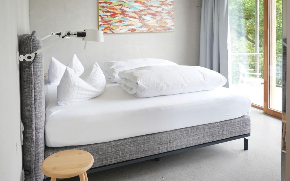 See-H-Stueck Wohnung Krachbunt - Schlafzimmer, Foto: Frank Greiser, Lizenz: Frank Greiser See-H-Stueck Wohnung Krachbunt - Schlafzimmer, Foto: Frank Greiser, Lizenz: Frank Greiser