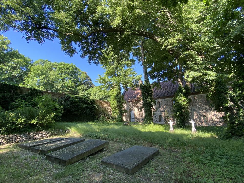 Klosterfriedhof, Foto: Elisabeth Kluge, Lizenz: Tourist-Information Zehdenick Klosterfriedhof, Foto: Elisabeth Kluge, Lizenz: Tourist-Information Zehdenick